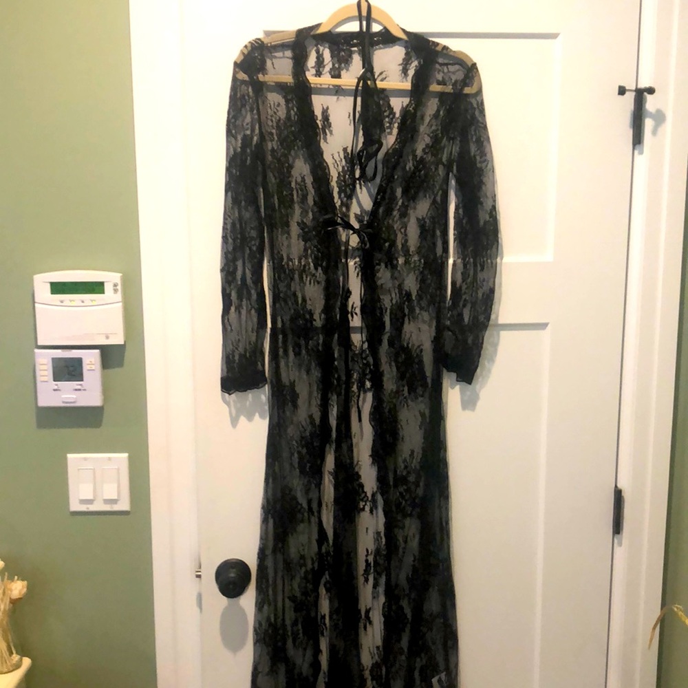 Long lingerie see-through robe with undies !